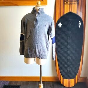 📣3/$13 Back to school!🤓📚 Nautica boys gray zip-up sweater, size M (10-12)